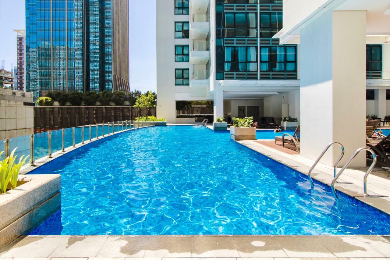 One Uptown Residence Bgc Pateros Екстериор снимка