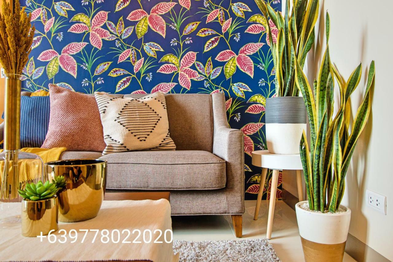 One Uptown Residence Bgc Pateros Екстериор снимка