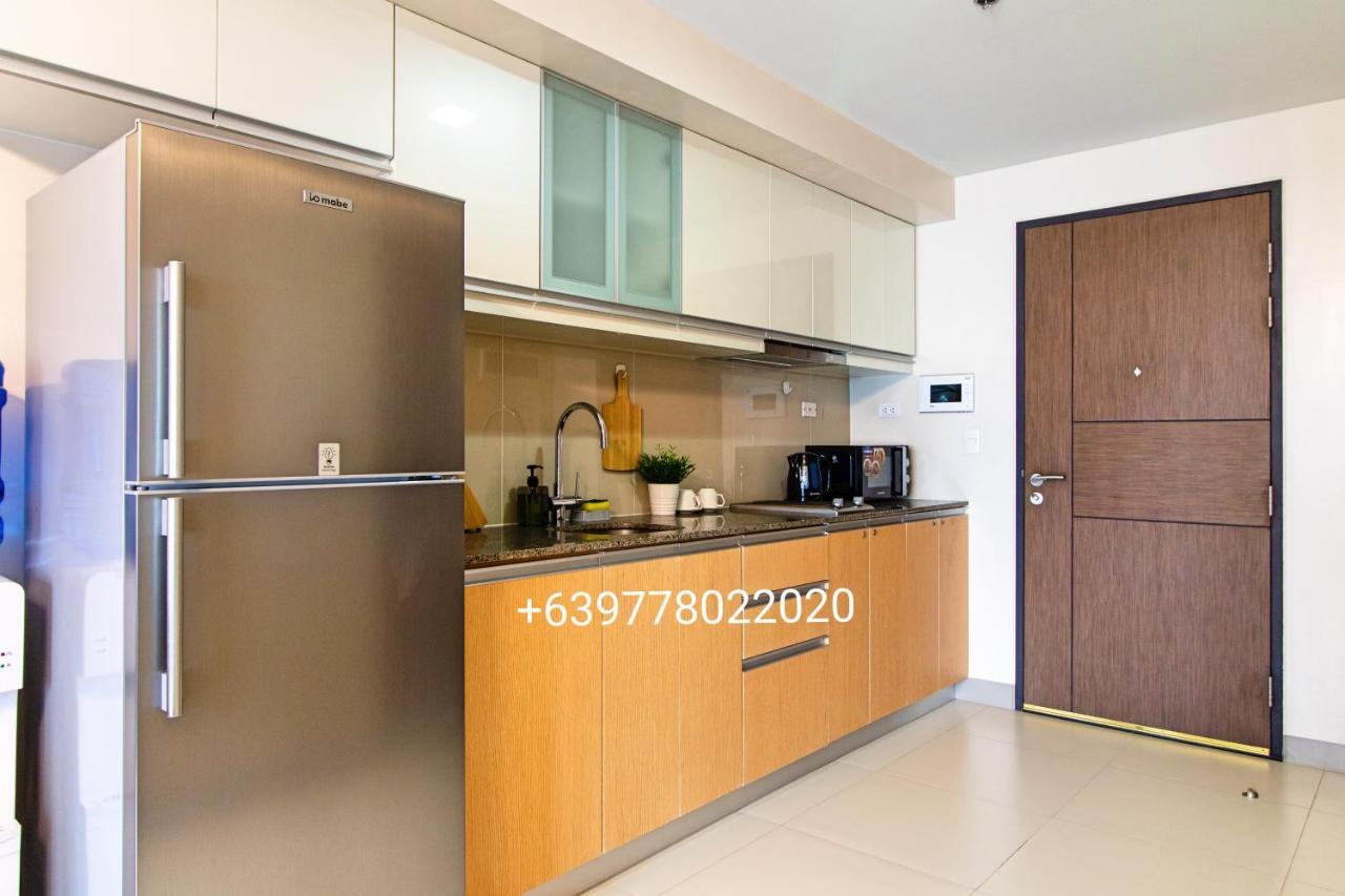 One Uptown Residence Bgc Pateros Екстериор снимка