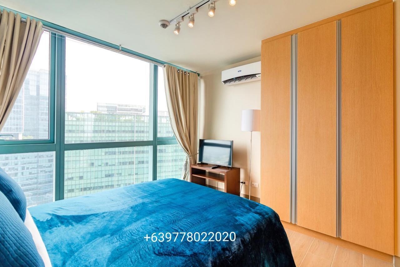 One Uptown Residence Bgc Pateros Екстериор снимка